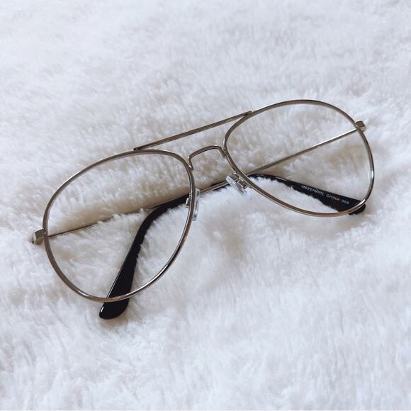 Nolan Silver Blue Light Glasses - Picture 3 of 7